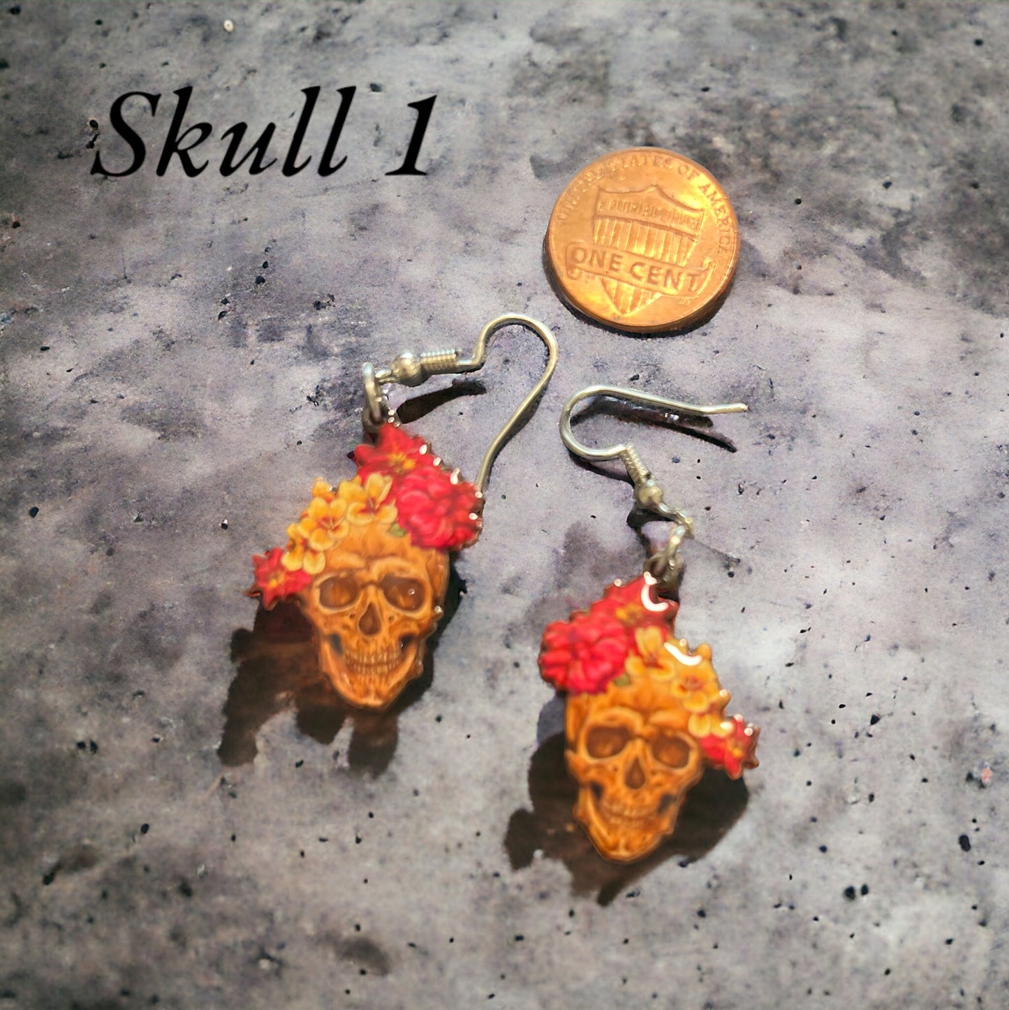 Skull Earrings- wood handmade - Aretes de madera - Calavera