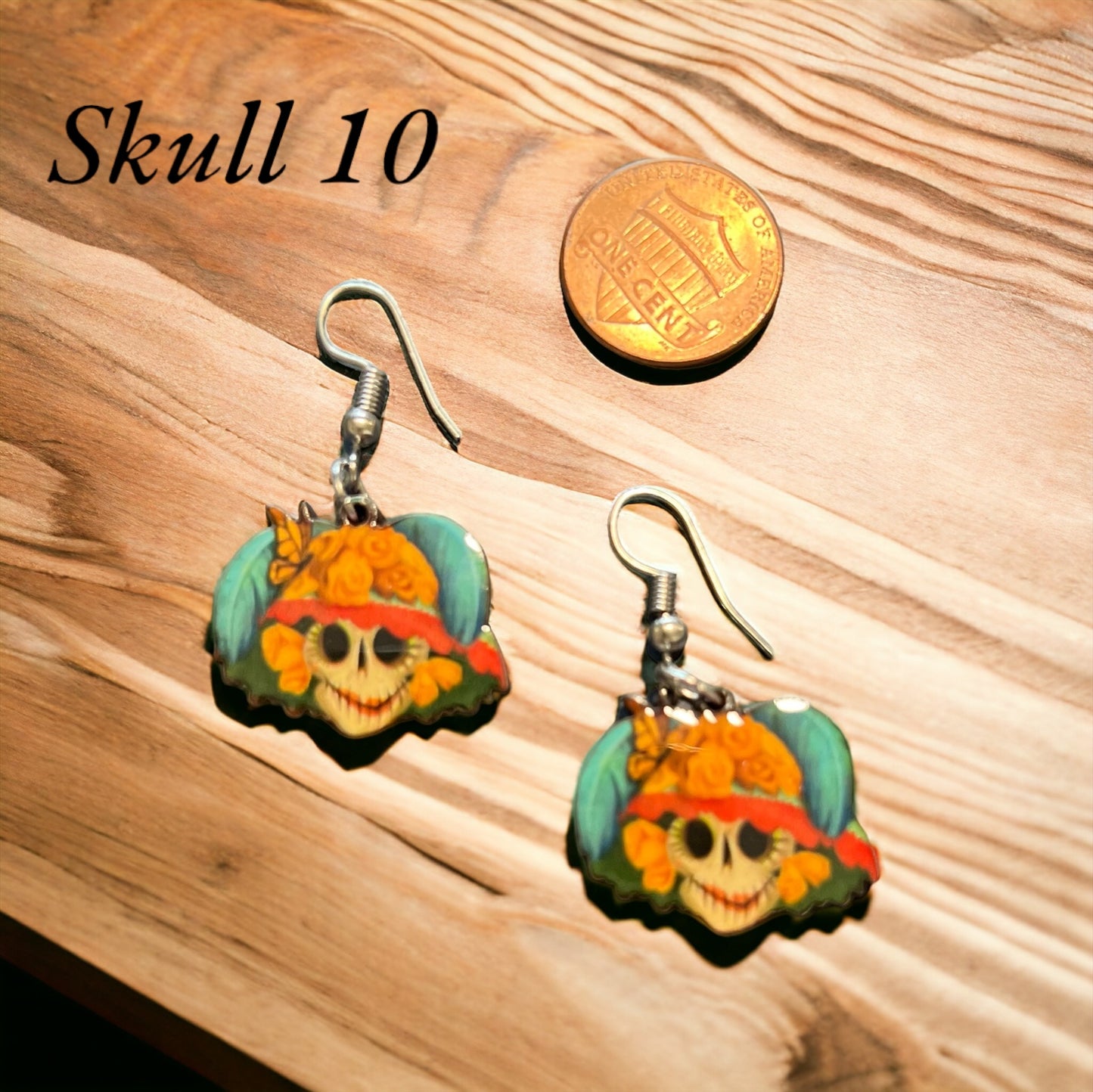 Skull Earrings- wood handmade - Aretes de madera - Calavera